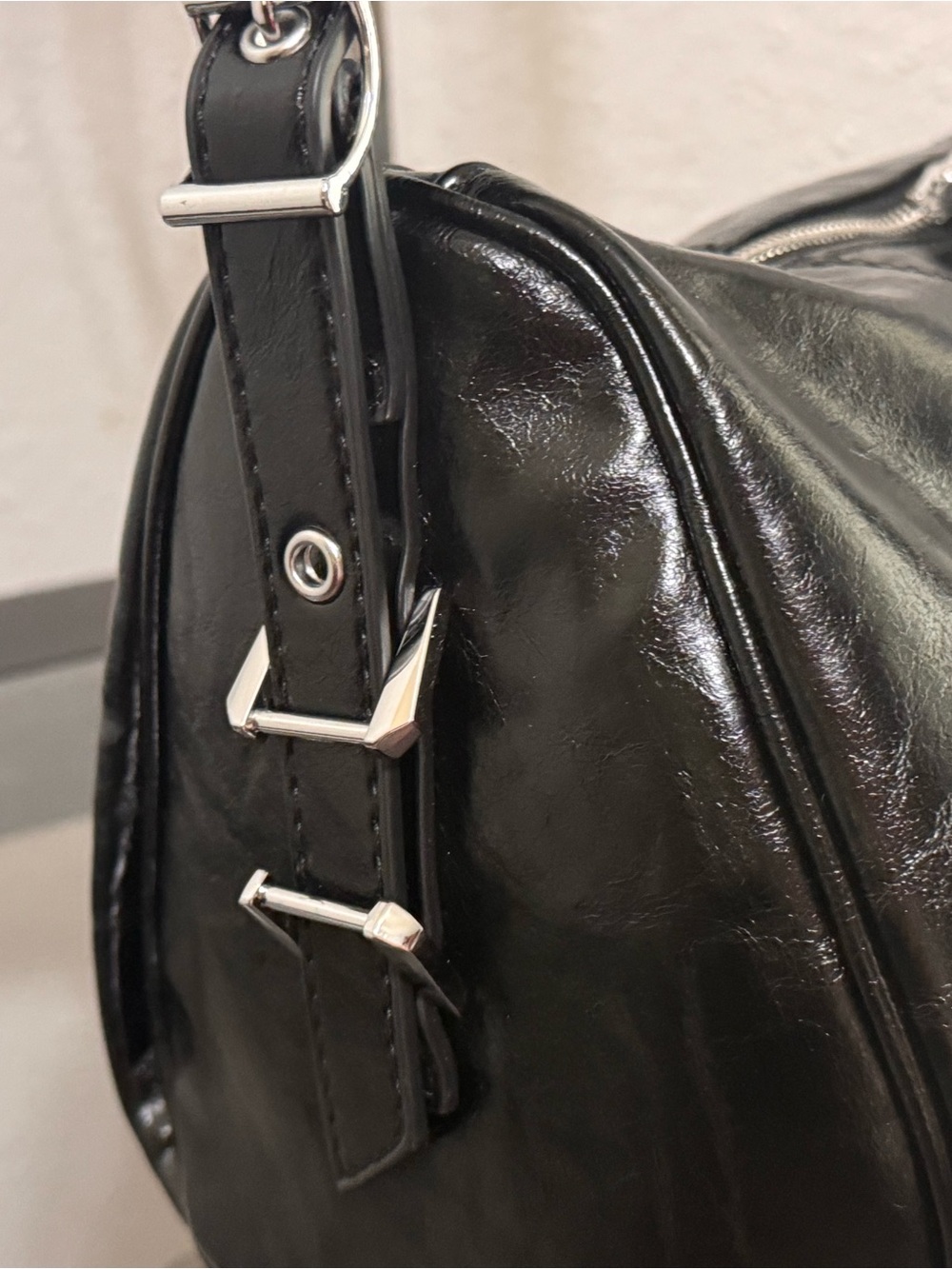 Antik Kraft Black Shoulder Bag with Silver Hardware - Picture 5 of 16